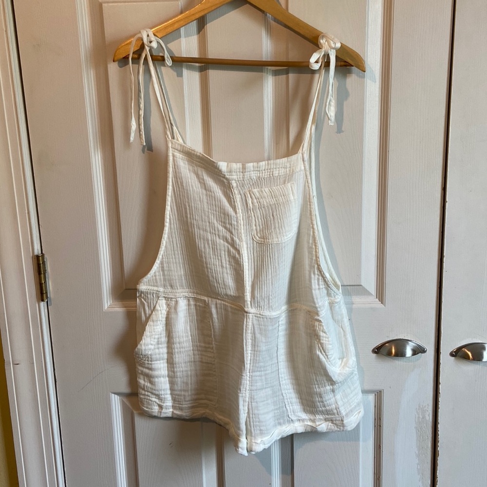 Abercrombie White Tie Overall Romper